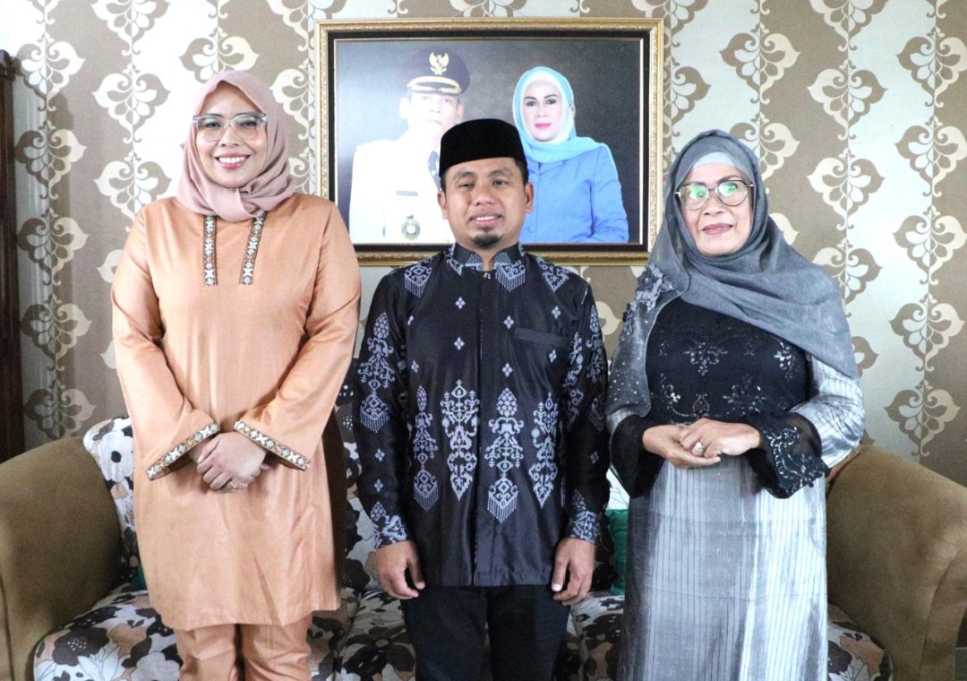 Wali Kota Parepare Tasming Hamid Silaturahmi ke Kediaman Alm. Faisal Andi Sapada