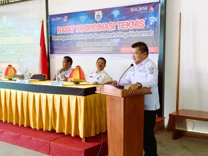 Atasi Blankspot, 15 Lokasi di Mamasa Terima Bantuan Internet VSAT dari Pemprov Sulbar