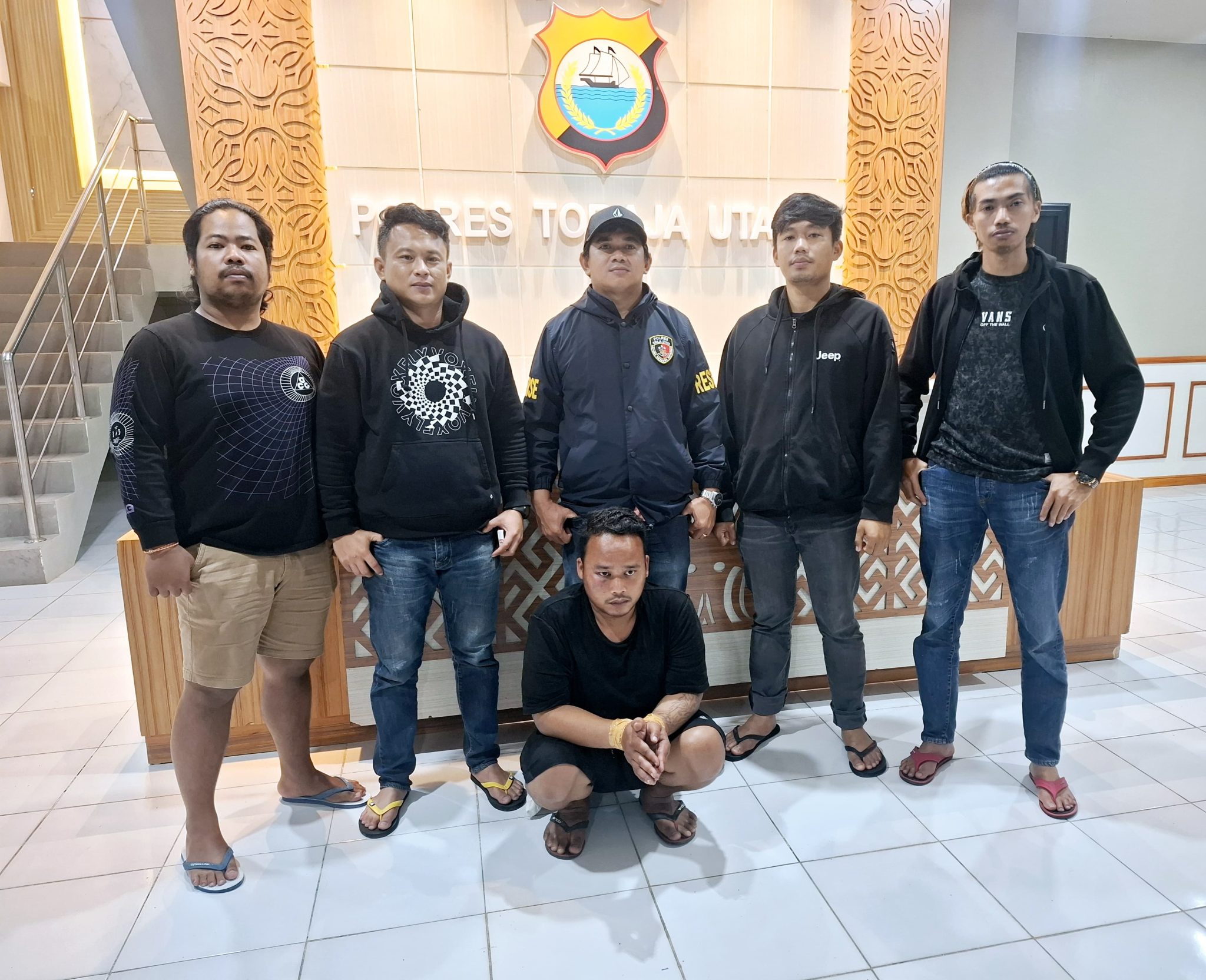 Gercep! Polisi Tangkap Pencuri Handphone di Masjid Besar Rantepao