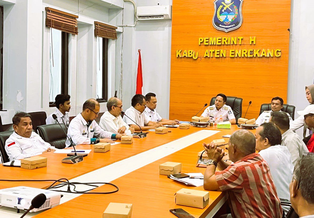 Ucu-Iwan Tuntaskan 100 Hari Kerja, Fokus pada Reformasi dan Pelayanan Publik 2 Ucu-Iwan Tuntaskan 100 Hari Kerja, Fokus pada Reformasi dan Pelayanan Publik