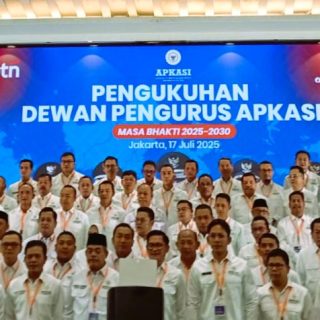 Bupati Toraja Utara Resmi Jabat Pengurus APKASI Pusat, Dikukuhkan Langsung oleh Mendagri