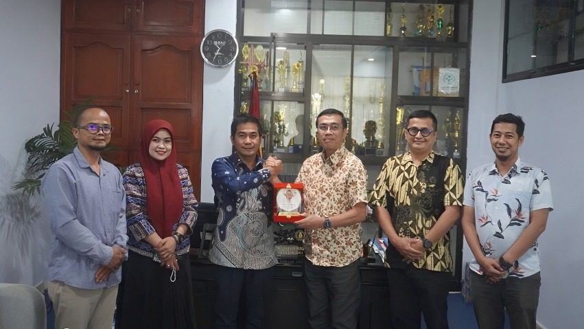 Audiensi ke UKI Toraja, KPU Tana Toraja Bahas Pendidikan Pemilih dan Sosialisasi PDPB