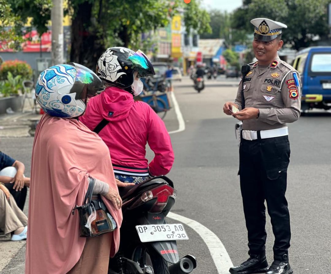 Hari ke-9 Ops Patuh Pallawa 2025, Sat Lantas Polres Parepare Layangkan 15 Tilang dan 32 Teguran