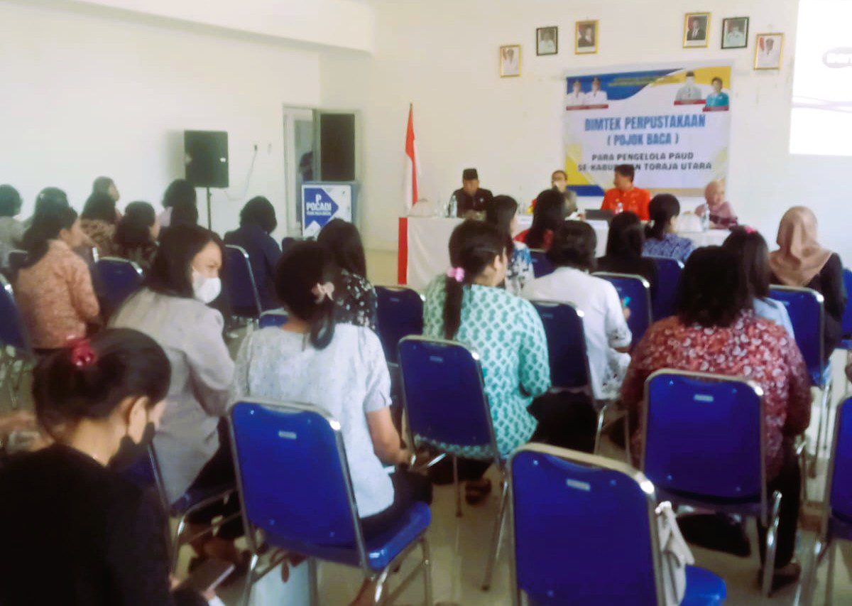 Tingkatkan Minat Baca Sejak Dini, Dinas Perpustakaan Toraja Utara Gelar Bimtek untuk Pengelola PAUD 1 Tingkatkan Minat Baca Sejak Dini, Dinas Perpustakaan Toraja Utara Gelar Bimtek untuk Pengelola PAUD