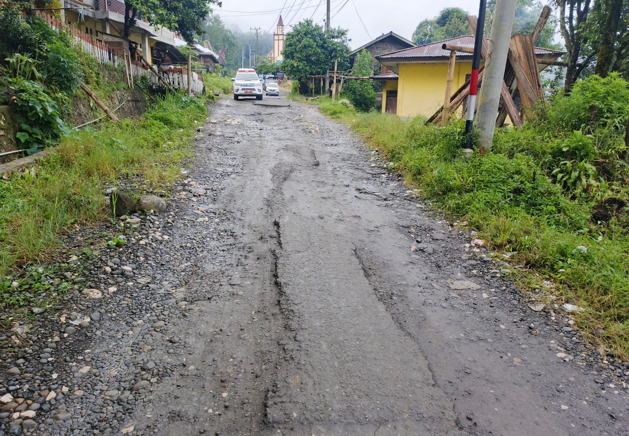 Jelang HUT ke-17 Toraja Utara, Warga Pangala’ Impikan Jalan Mulus