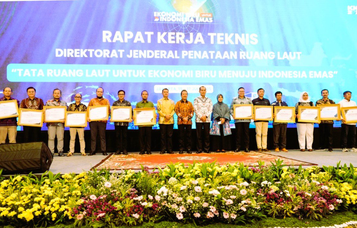 Sulsel Raih Penghargaan Nasional atas Penataan Ruang Laut Terbaik