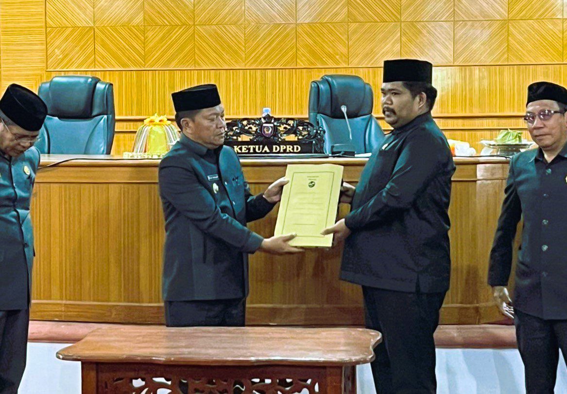 Tiga Ranperda Disepakati, Mamasa Bentuk Bapenda dan Tetapkan Arah Pembangunan 2025–2029