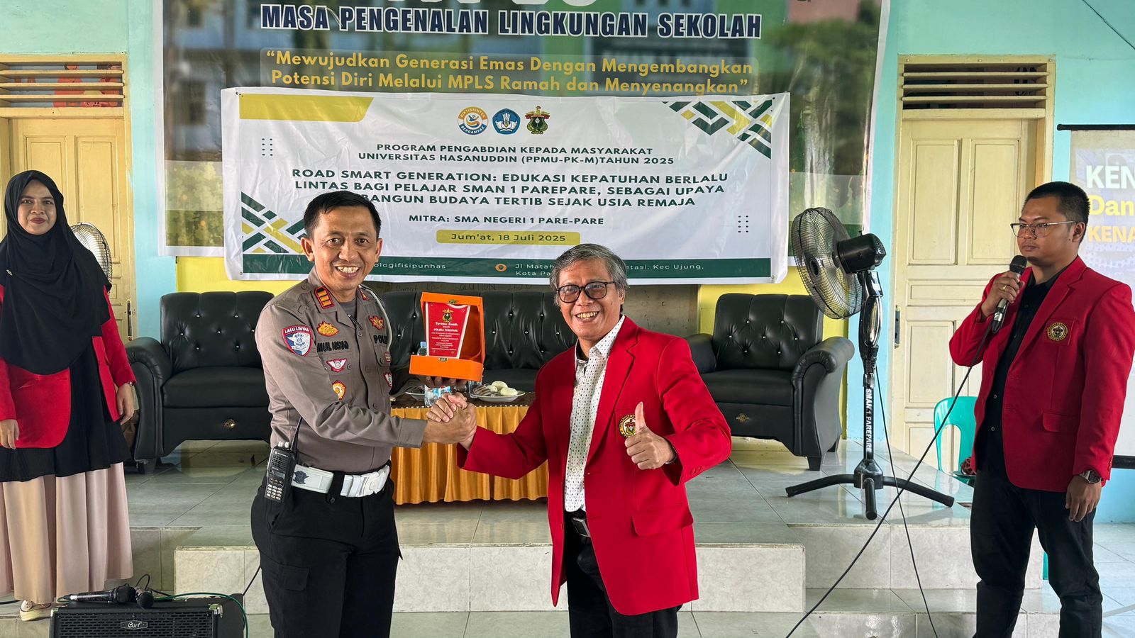 Dosen Sosiologi Unhas Gelar Pengabdian Masyarakat Bertema “Road Smart Generation” di SMAN 1 Parepare