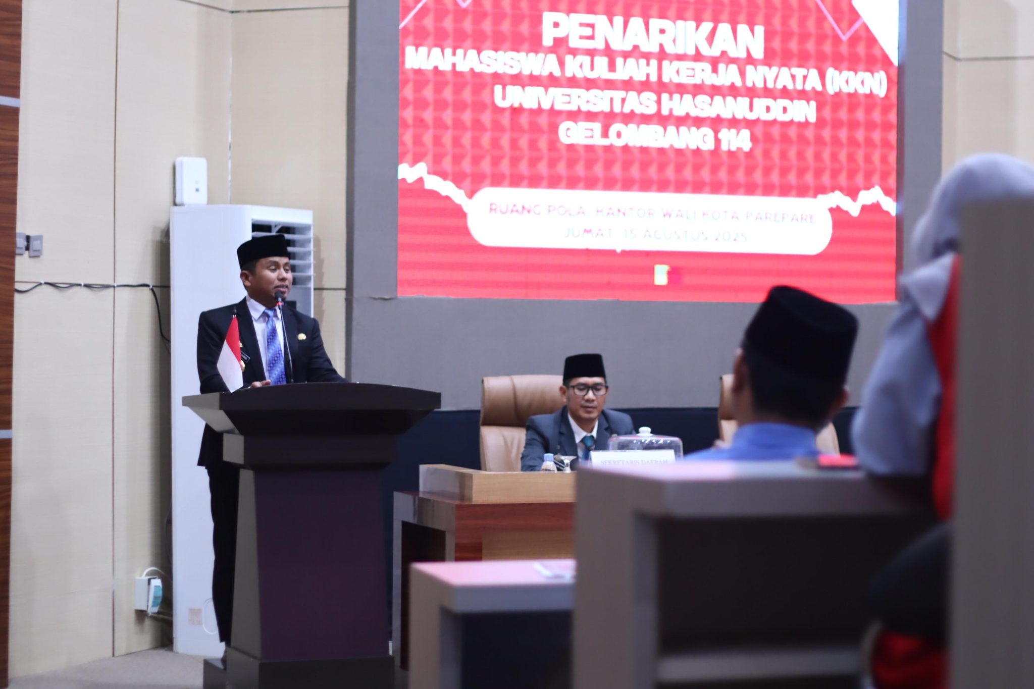 Wali Kota Parepare Tasming Hamid Motivasi Mahasiswa KKN Unhas Siapkan Diri untuk Masa Depan