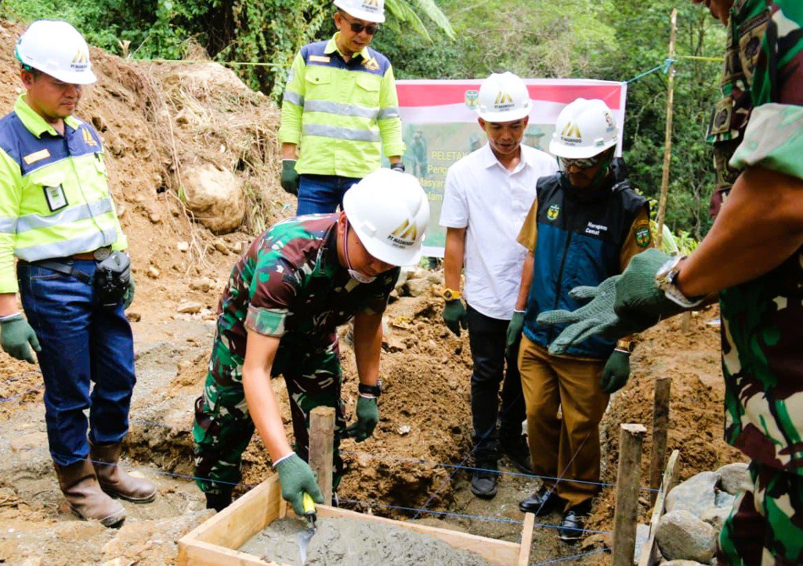 PT Masmindo dan Kodim 1403/Palopo Gelar Groundbreaking Program Revitalisasi Air Bersih di Rante Balla