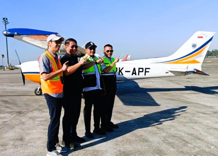 Kadis Perhubungan Sulsel Tinjau Bandara Arung Palakka dan Potensi Waterbase di Bone