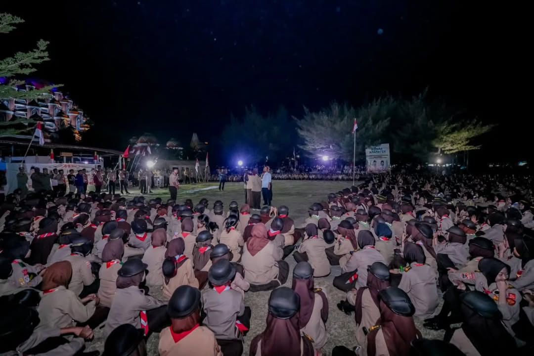 Gubernur Sulsel Semangati Ribuan Pramuka di Malam Puncak Kemah Pendidikan Karakter 2 Gubernur Sulsel Semangati Ribuan Pramuka di Malam Puncak Kemah Pendidikan Karakter