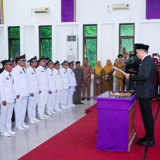 Bupati Yusuf Ritangnga Mutasi Pejabat, 54 Orang Resmi Jabat Posisi Baru