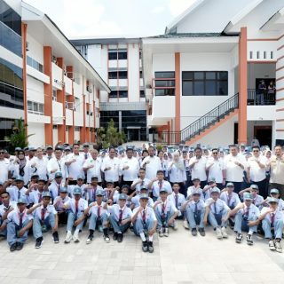 Gubernur Sulsel Pimpin Apel Perdana Sekolah Rakyat SMA di Makassar