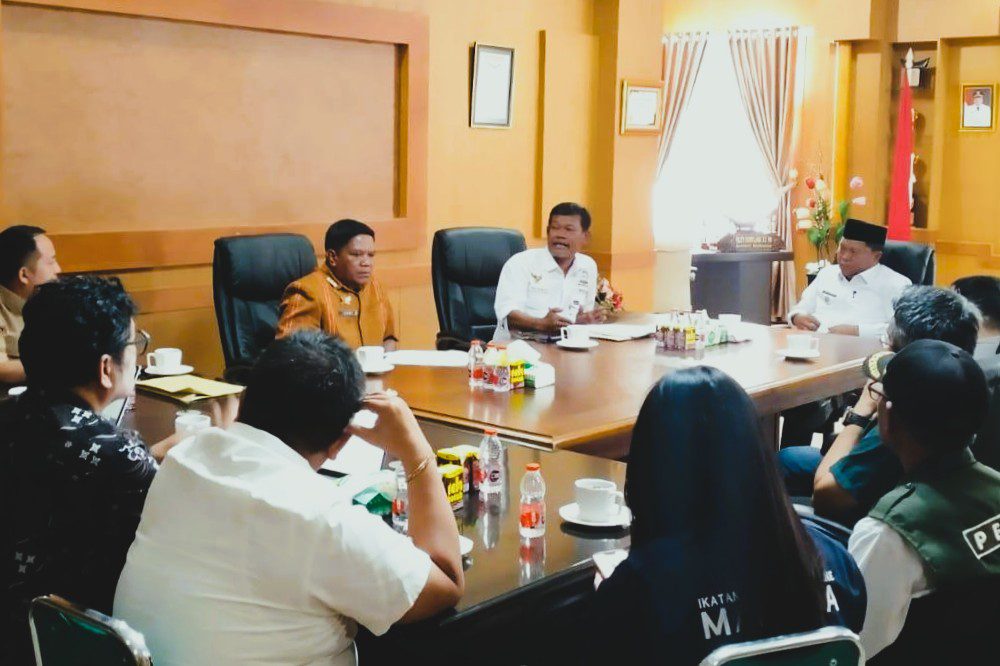 LSM Gerak Desak Pemkab Mamasa Tindaklanjuti Kewajiban PT KHBL Terkait Bagi Hasil Getah Pinus