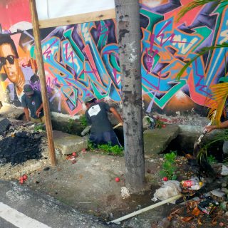 Jumat Bersih, Pemkot Parepare Fokus Bersihkan Drainase