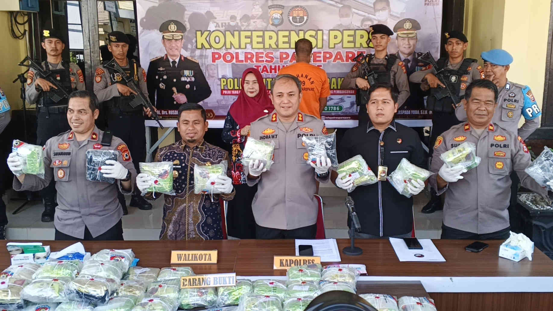 ‎Polres Parepare Gagalkan Penyelundupan 43,9 Kilogram Sabu, Selamatkan Ratusan Ribu Jiwa