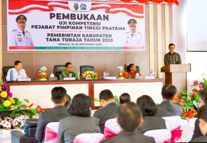 Sekda Sulsel Pimpin Uji Kompetensi Pejabat Eselon II Pemkab Tana Toraja