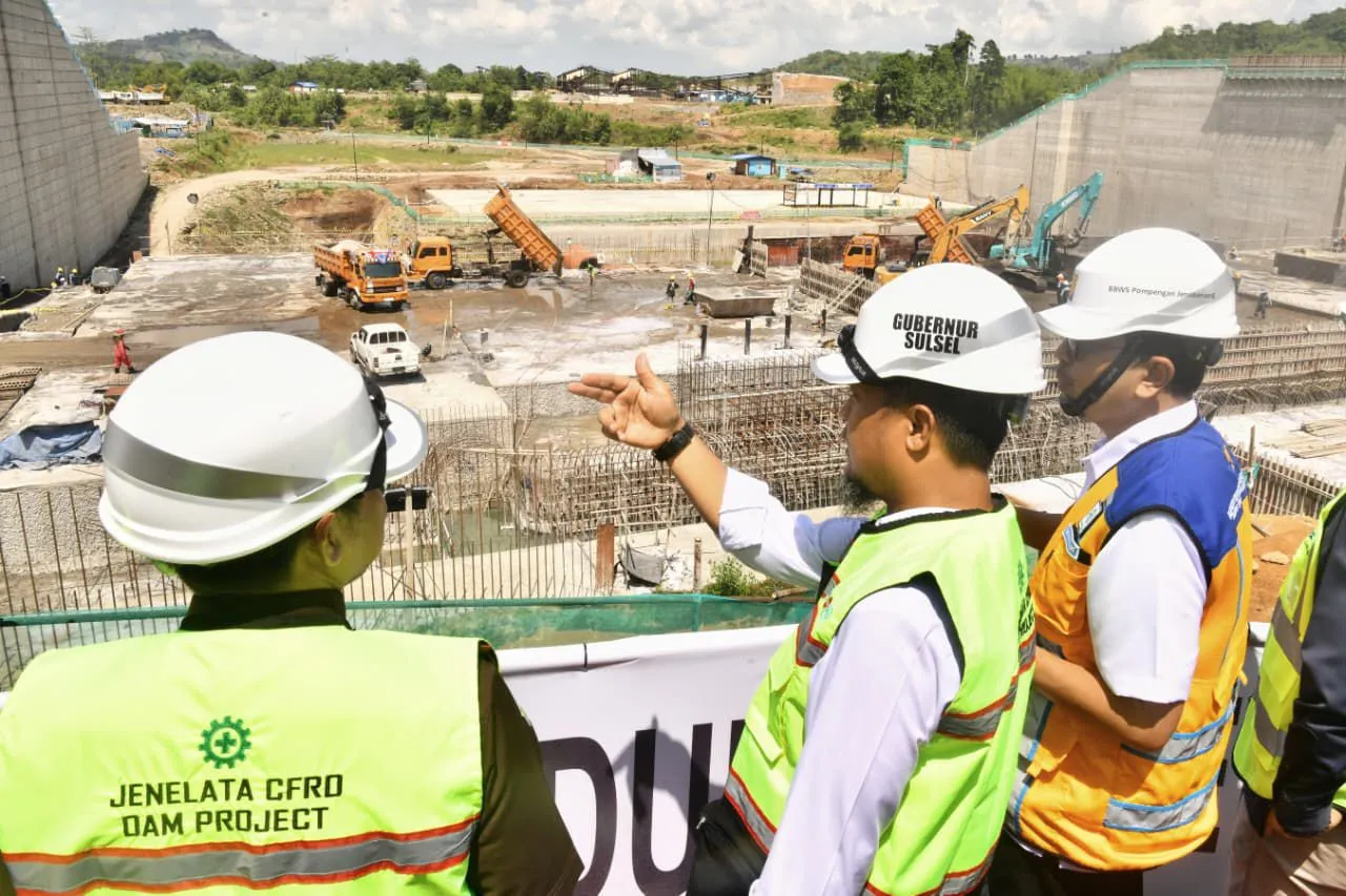 Gubernur Sulsel Tinjau Progres Pembangunan Bendungan Jenelata di Gowa 1 Gubernur Sulsel Tinjau Progres Pembangunan Bendungan Jenelata di Gowa