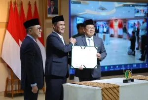 Andi Amran Sulaiman Ambil Alih Bapanas, Tegaskan Fokus pada Swasembada Pangan Nasional