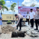 Kapolres Parepare Letakkan Batu Pertama Pembangunan Mushollah Nur Qolbby Polsek KPN Parepare