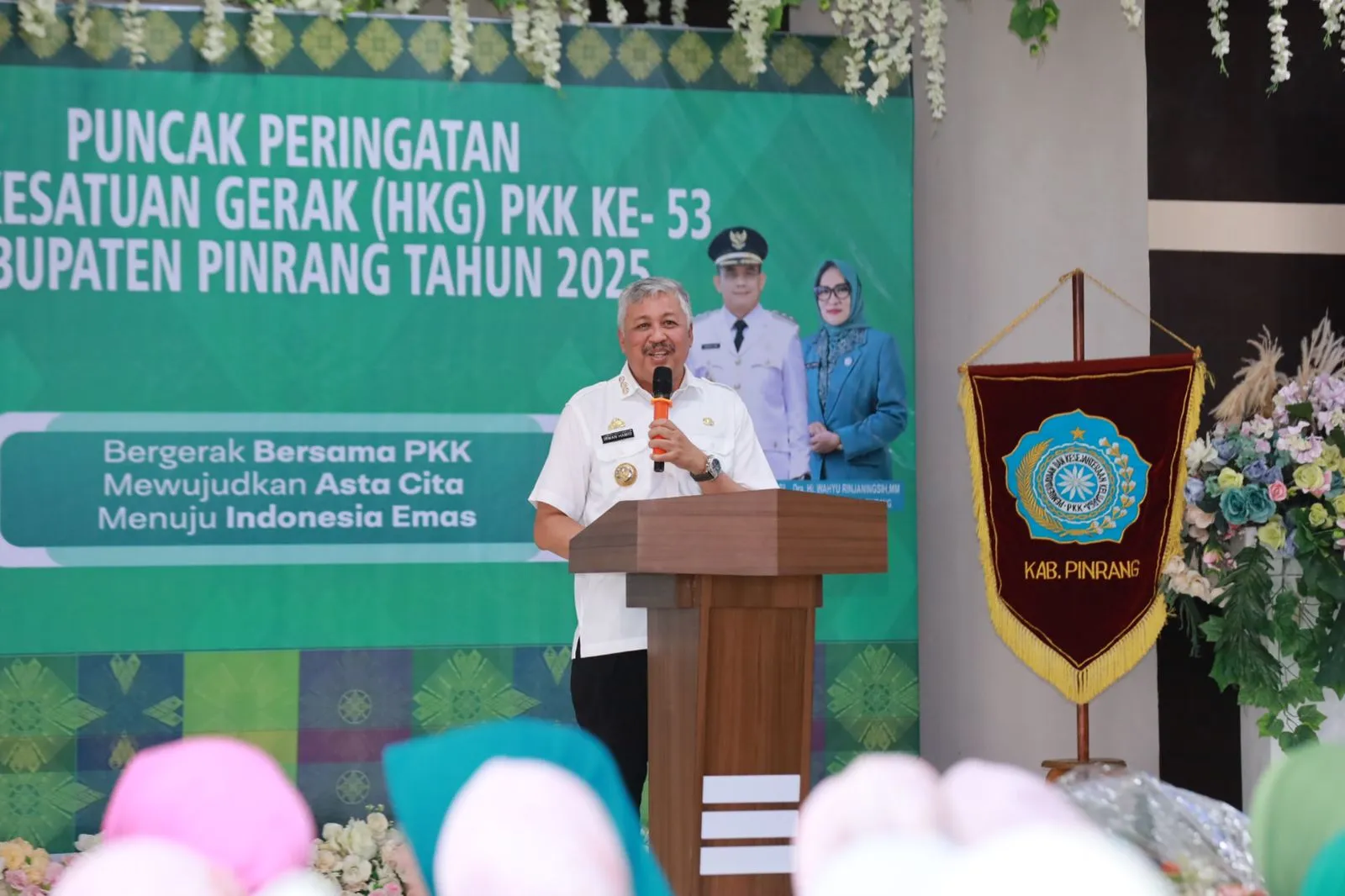 Andi Irwan Hamid Minta TP-PKK Buktikan Peran Strategis Dorong Kesejahteraan Lewat Pemberdayaan Keluarga 1 Andi Irwan Hamid Minta TP-PKK Buktikan Peran Strategis Dorong Kesejahteraan Lewat Pemberdayaan Keluarga