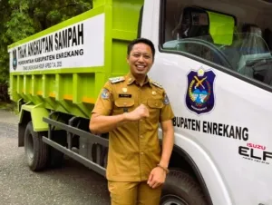 Bupati Enrekang Resmikan Armada Baru Pengangkut Sampah