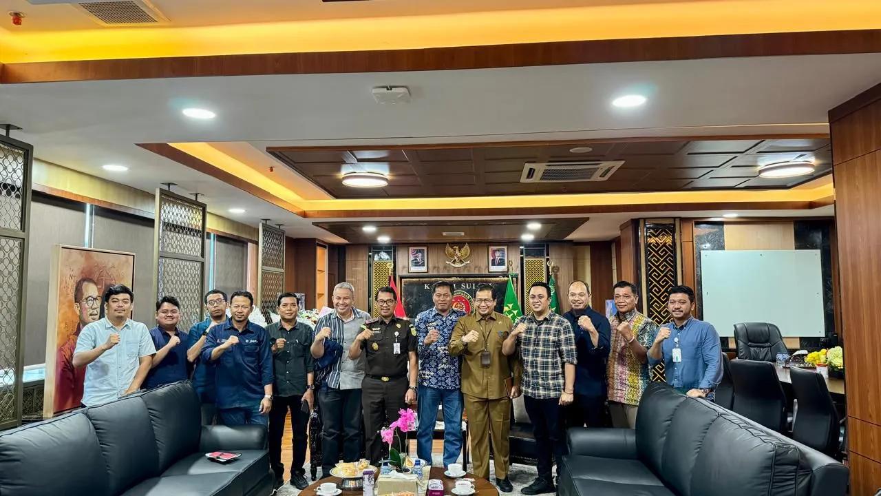 Bahas Aset Bermasalah, Direksi PT SCI Temui Kepala Kejati Sulsel 1 Bahas Aset Bermasalah, Direksi PT SCI Temui Kepala Kejati Sulsel