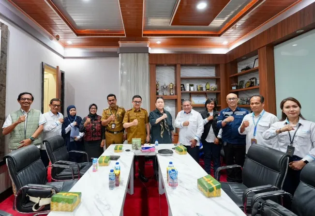 Sekprov Jufri Rahman Terima Pelindo dan PT DLU, Bahas Persiapan “Sulsel Ekspor Day” Berbasis Ekosistem Makassar New Port