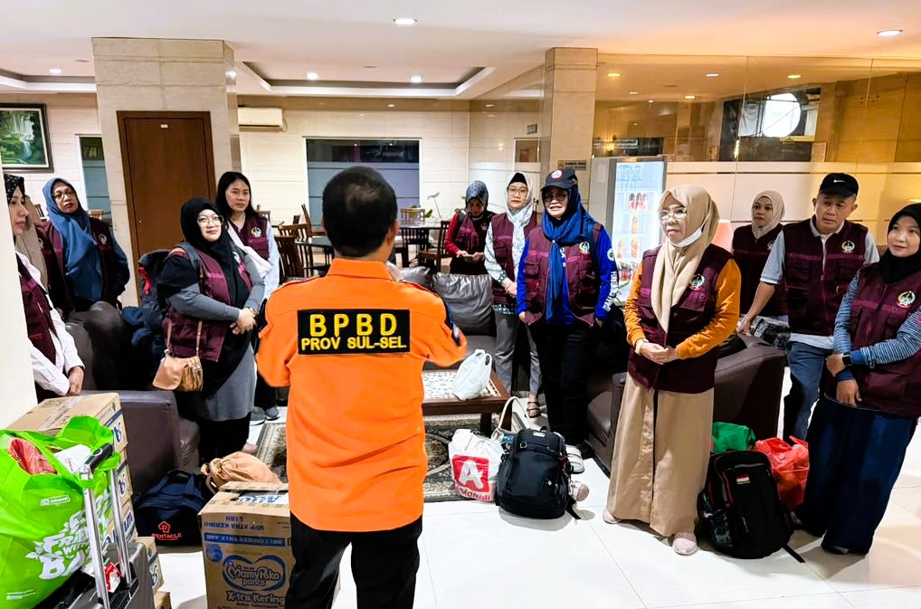 Gubernur Sulsel Turun Langsung Salurkan Bantuan untuk Korban Banjir di Aceh Tamiang
