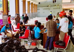 Tekan Inflasi Jelang NATARU, Dinas Koperasi dan Perdagangan Tana Toraja Gelar Pasar Murah