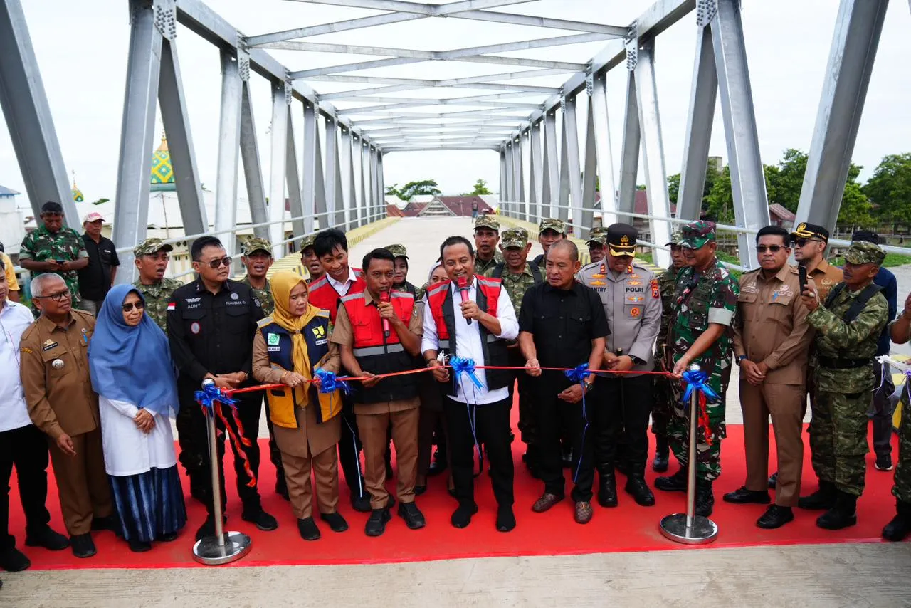 Gubernur Andi Sudirman Resmikan Jembatan Sungai Malake, Akses Sidrap–Wajo Kini Lebih Cepat dan Aman