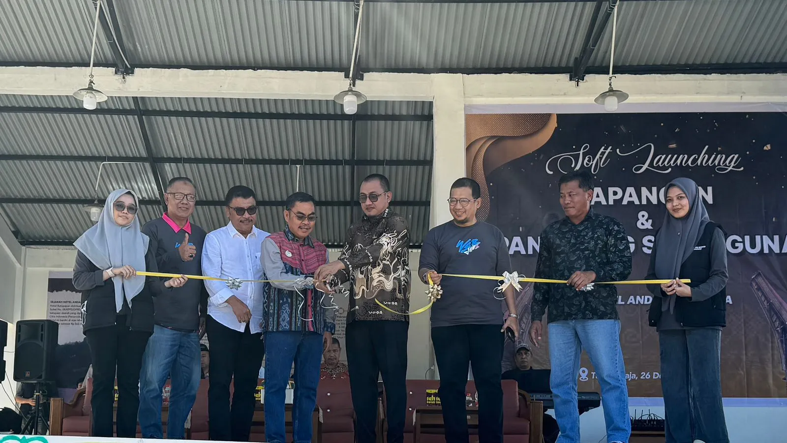 PT SCI Soft Opening Lapangan dan Panggung Serbaguna Hotel Andalan Toraja 1 PT SCI Soft Opening Lapangan dan Panggung Serbaguna Hotel Andalan Toraja