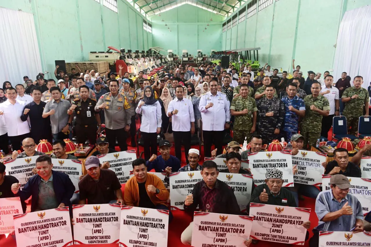 812 Kelompok Tani di Sulsel Terima Bantuan Alsintan untuk Dukung Swasembada Pangan