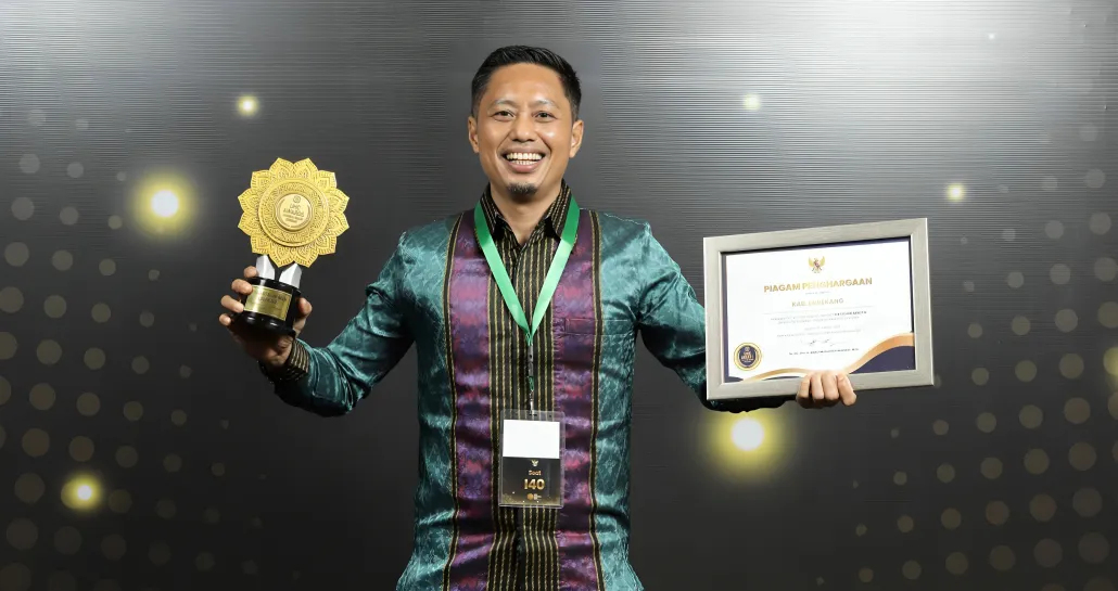 Pemkab Enrekang Raih UHC Awards 2026 Kategori Madya 1 Pemkab Enrekang Raih UHC Awards 2026 Kategori Madya