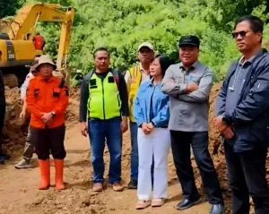 Bupati Mamasa Tinjau Pekerjaan Jalan Inpres Tahun 2025 di Ruas Tabang–Pana