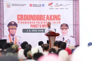 Gubernur Sulsel Ground Breaking Jalan Paket 5 MYP Rp383 Miliar di Poros Tanabatue-Palattae Bone
