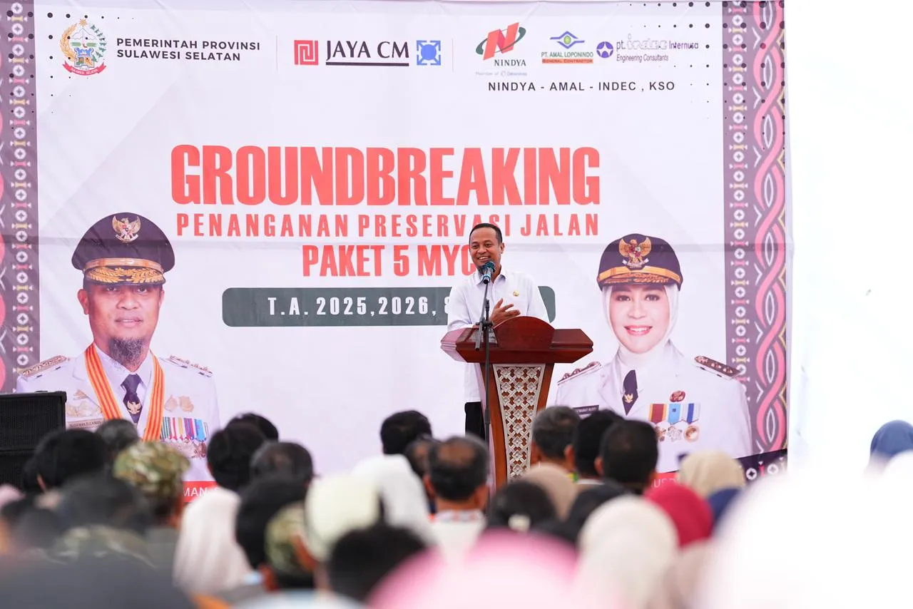 Gubernur Sulsel Ground Breaking Jalan Paket 5 MYP Rp383 Miliar di Poros Tanabatue-Palattae Bone
