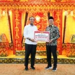 Gubernur Sulsel Serahkan Bantuan Kemanusiaan ke Aceh, Sumut, dan Sumbar