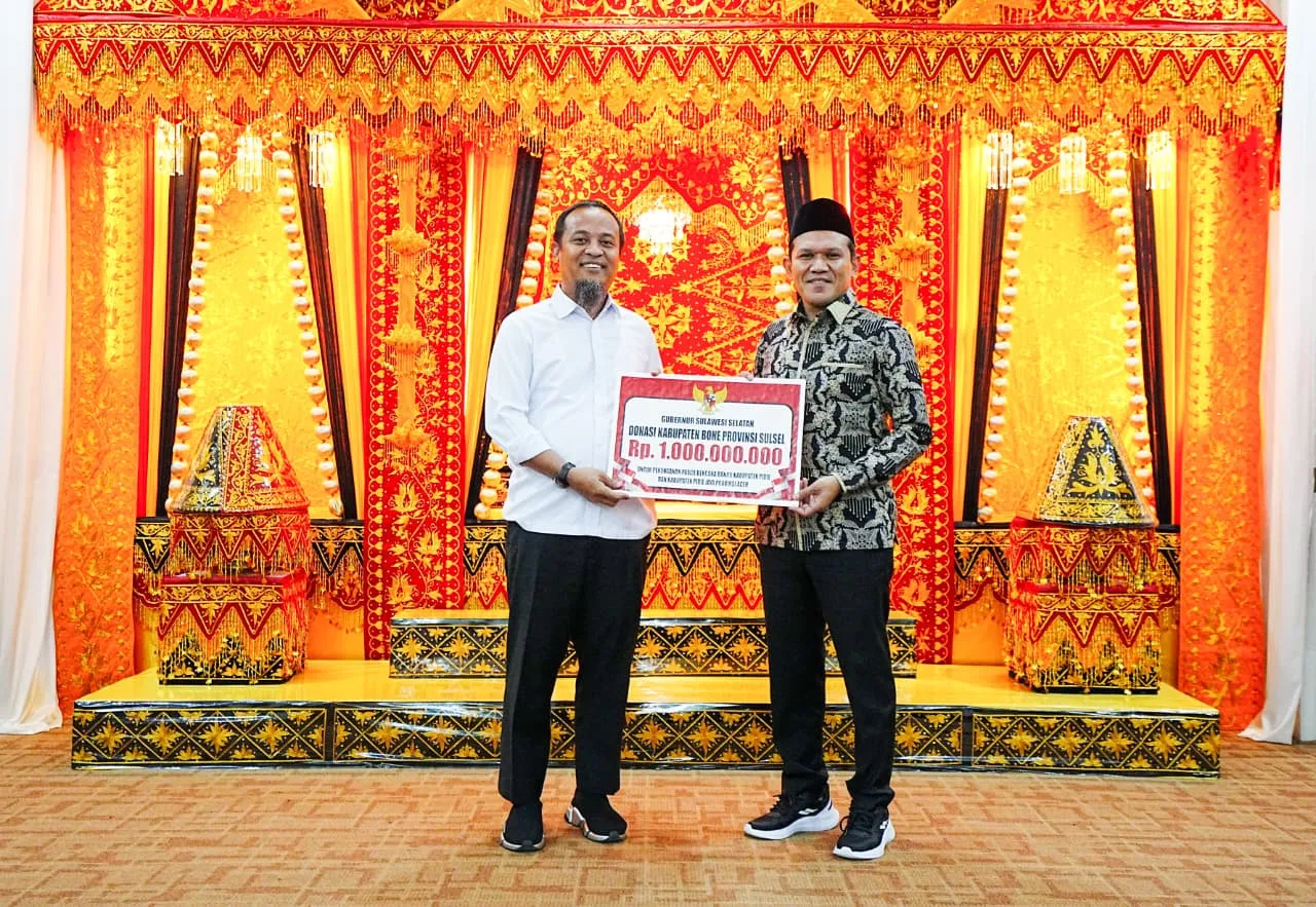Gubernur Sulsel Serahkan Bantuan Kemanusiaan ke Aceh, Sumut, dan Sumbar 1 Gubernur Sulsel Serahkan Bantuan Kemanusiaan ke Aceh, Sumut, dan Sumbar