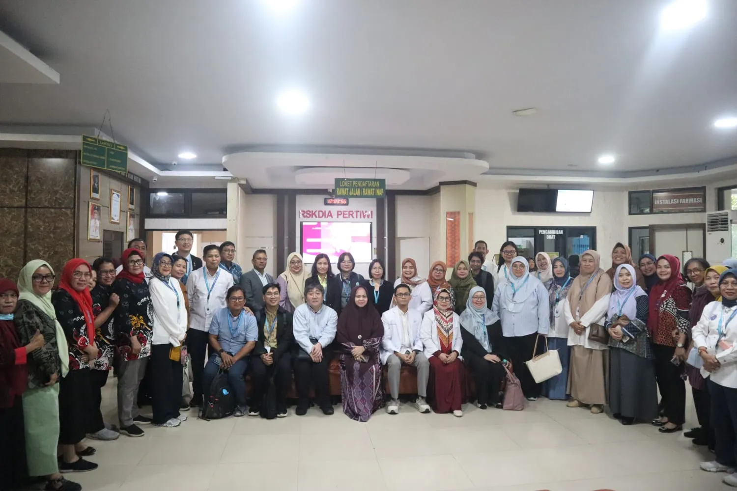 Delegasi WHO Kunjungi RSIA Pertiwi Makassar, Tinjau Layanan Kesehatan Ibu dan Anak