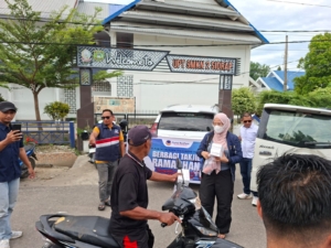 Merajut Kebersamaan, NasDem Sidrap Turun ke Jalan Berbagi Menu Buka Puasa