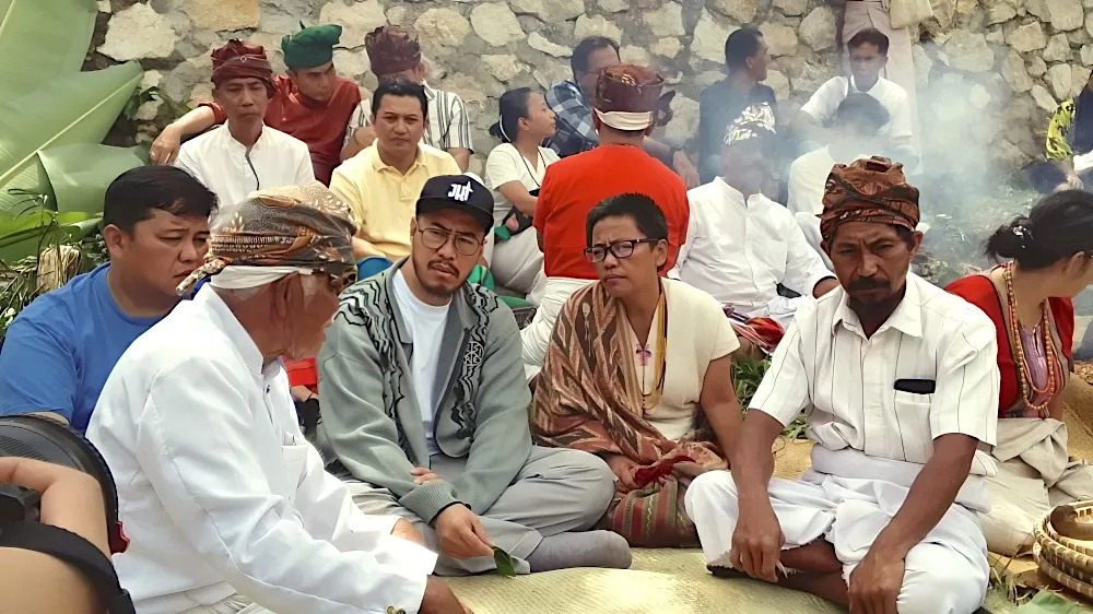 Pandji Pragiwaksono Jalani Hari Kedua Sanksi Adat, Ritual Ma’sarrin Digelar di Tana Toraja