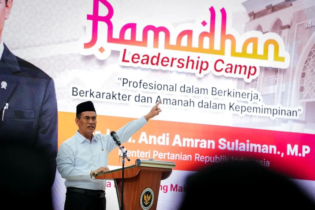 Mentan Amran: Kepemimpinan Transformatif Kunci Kedaulatan Pertanian dan Lompatan Ekonomi Nasional 1 Mentan Amran: Kepemimpinan Transformatif Kunci Kedaulatan Pertanian dan Lompatan Ekonomi Nasional