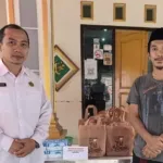 Kepala Kantor Kementrian Agama Usman Senong, saat menyambangi lokasi rest area di masjid Nurul Jihad Se'pon.