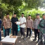 Gubernur Sulsel Salurkan Bantuan untuk Korban Puting Beliung di Takalar