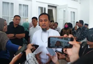 Gubernur Sulsel Fasilitasi Dialog Kepala Daerah dan Tokoh Luwu Raya dengan Ketua Komisi II DPR RI Bahas DOB