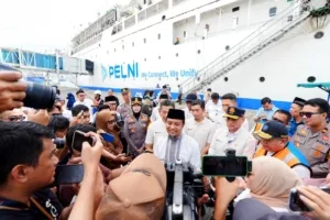 Gubernur Sulsel Lepas 500 Pemudik Program Mudik PLN dari Pelabuhan Soekarno-Hatta Makassar