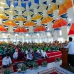Gubernur Andi Sudirman Buka Puasa Bersama Ribuan Insan Transportasi di Masjid Kubah 99