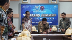 Sinergi Lawan Narkoba, Pemkot Parepare dan BNN Provinsi Sulawesi Selatan Teken Perjanjian Hibah di Makassar